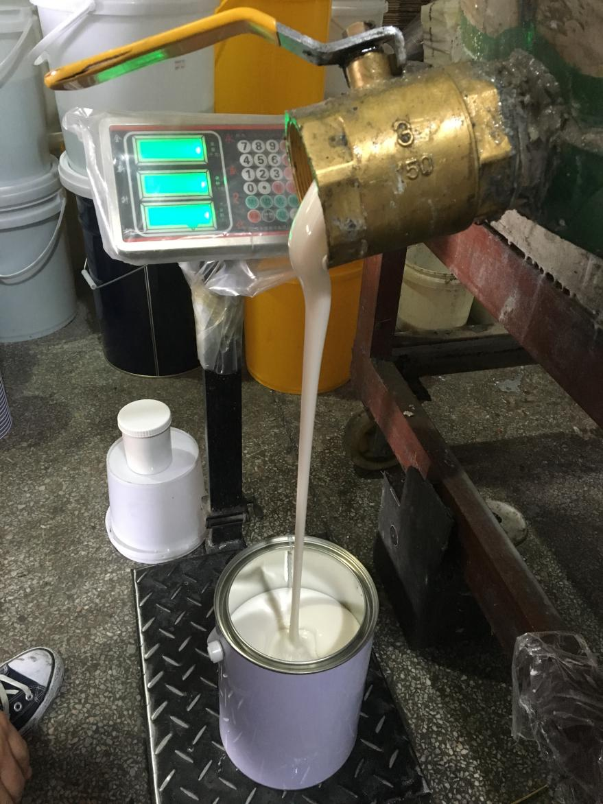 液態(tài)硅膠產(chǎn)品出現(xiàn)流紋路的原因是什么？